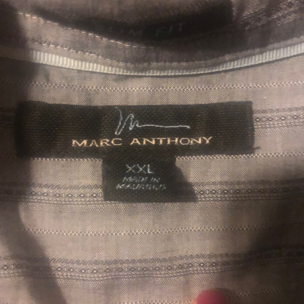Men’s button down shirt - Picture 2 of 3